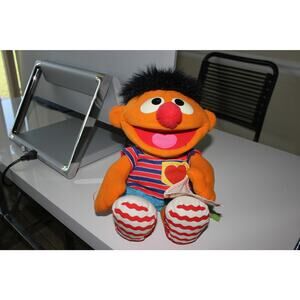 1999 Fisher Price FP Sesame Street Check Up Ernie